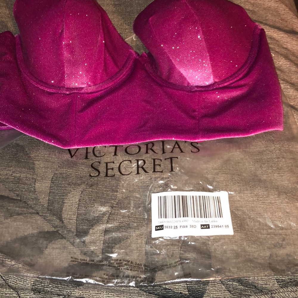 Victoria’s Secret Pink glitter long line bra